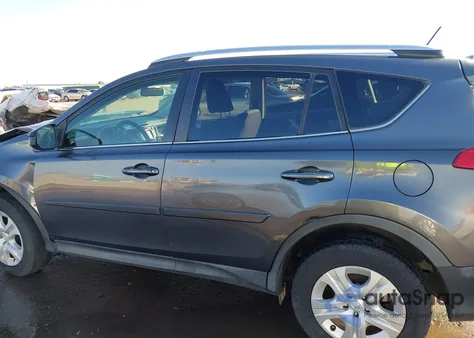 2015 Toyota Rav4 Le из США, поврежденный, VIN JTMZFREV0FJ031668